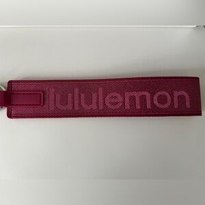 Lululemon Never Lost Keychain